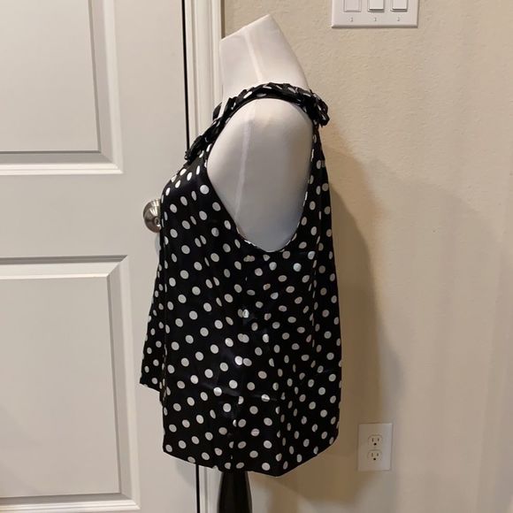 Sleeveless dress top - Picture 3 of 4